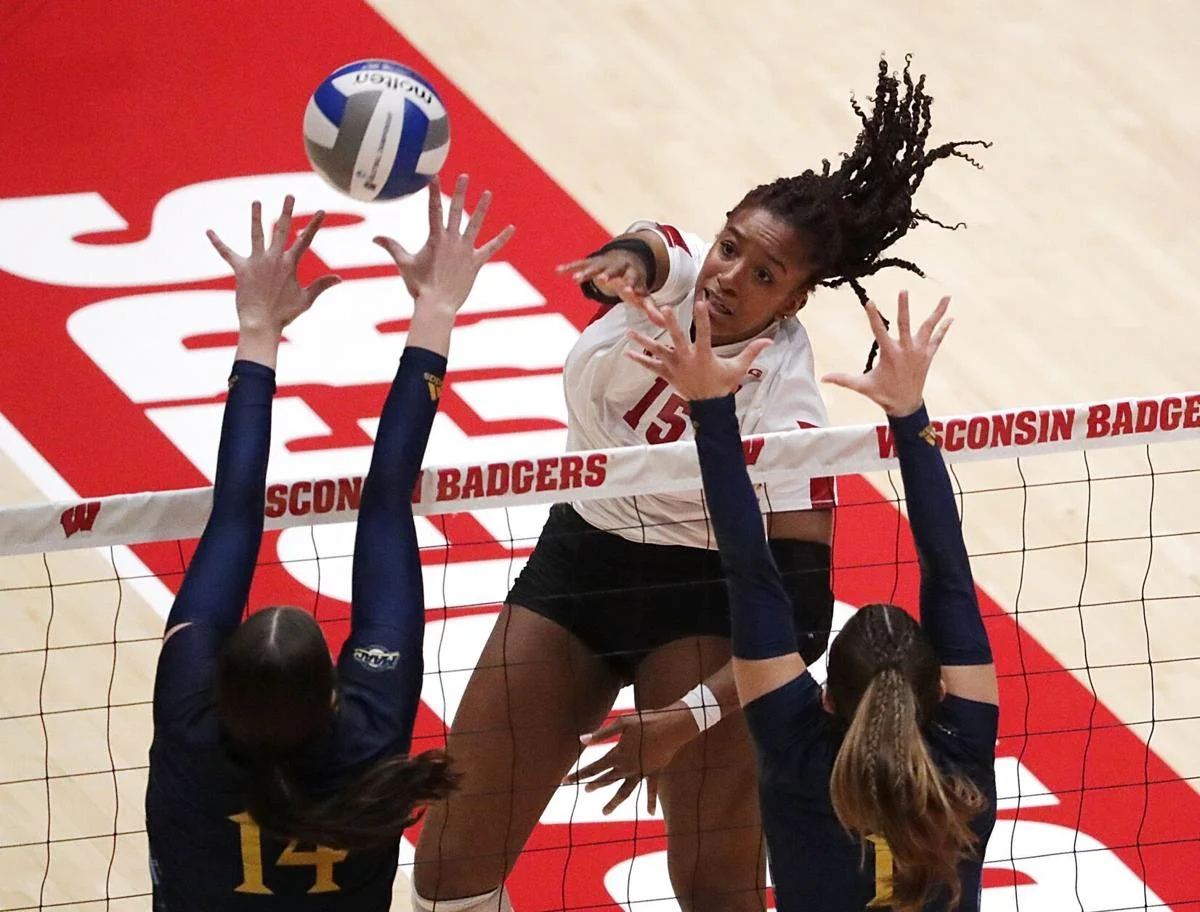 wisconsin volleyball team