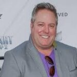 gary valentine