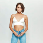 willa holland