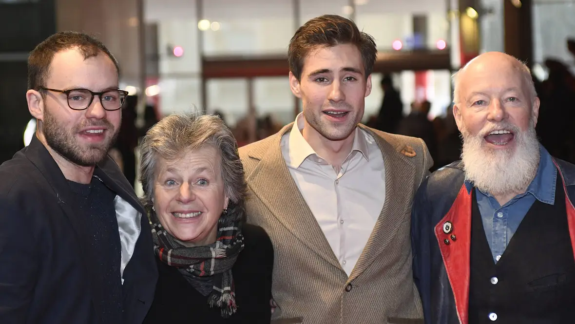 luke mockridge geschwister