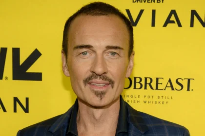 julian mcmahon krankheit