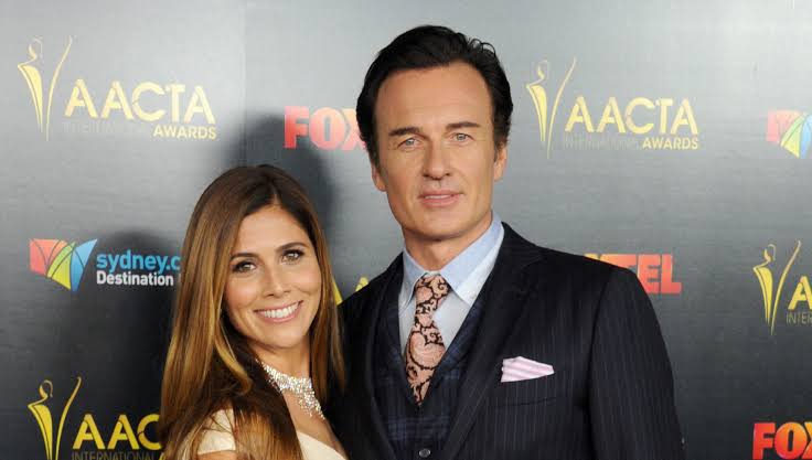 julian mcmahon ehepartnerin